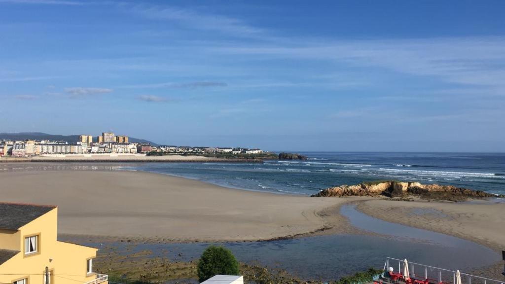Apartamento Con Hermosas Vistas A La Playa Del Altar Sieiro Exterior photo